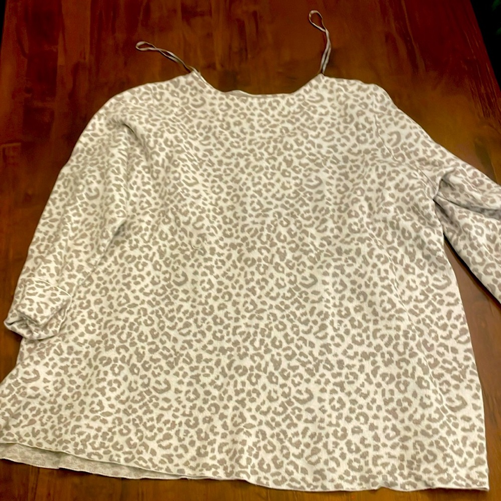 Poke a dot sweater